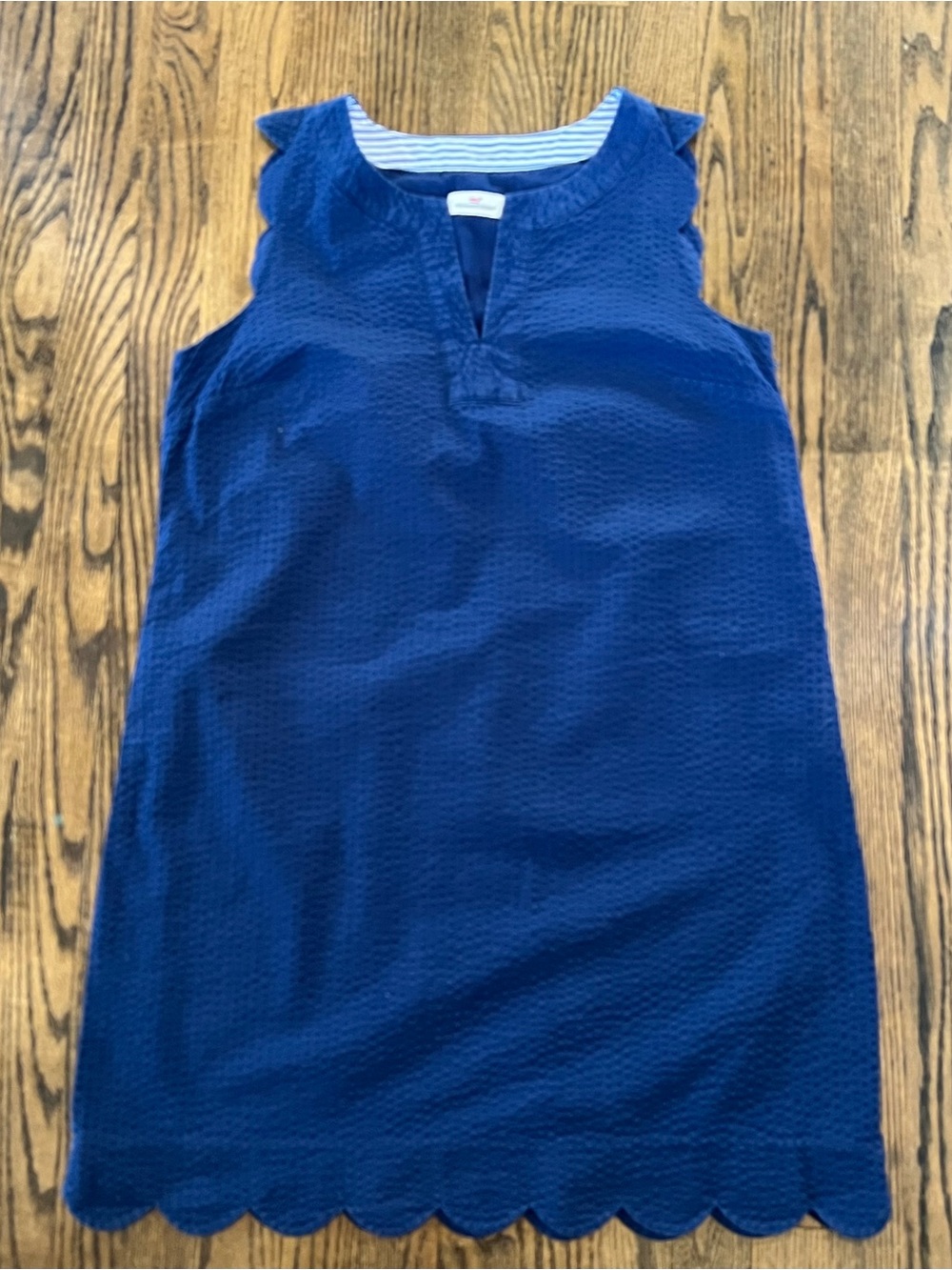 Vineyard Vines Navy Blue Sleeveless Midi Dress with Scalloped Hem